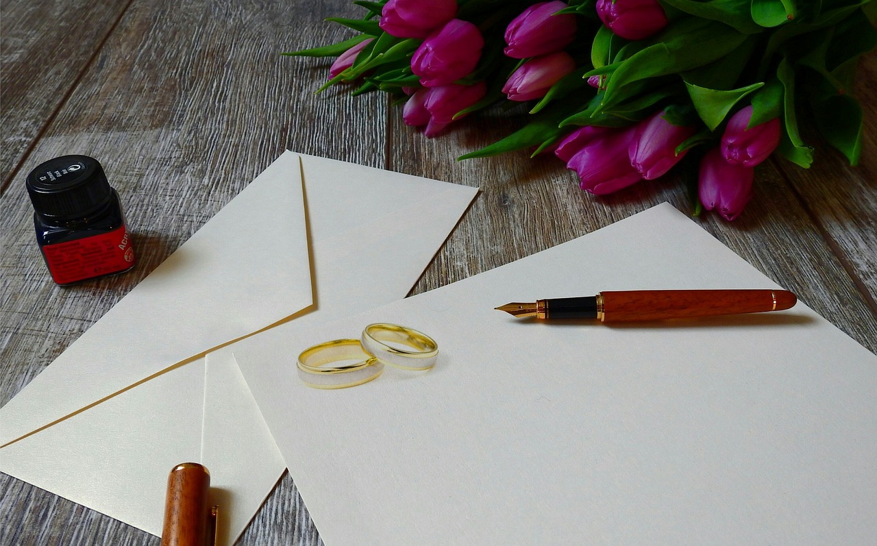 Hoe ontwerp je de perfecte trouwkaart?